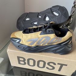 Yeezy Boost 700