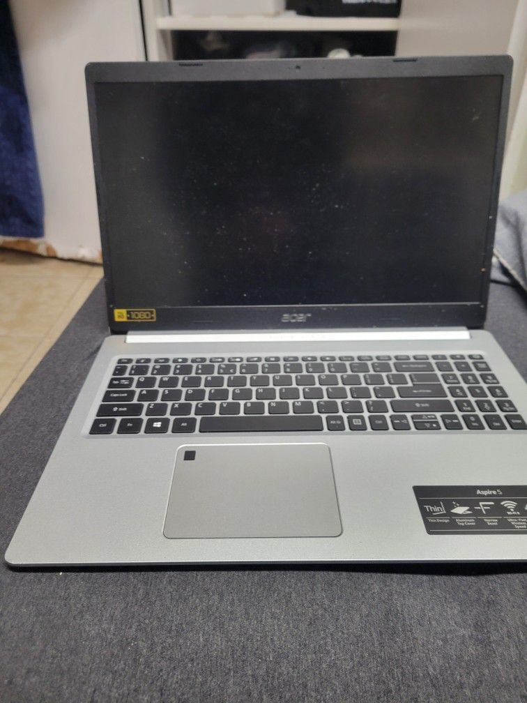 Acer Aspire 5