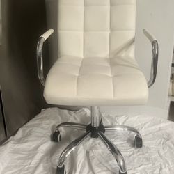 White Rolling Office Desk Chair