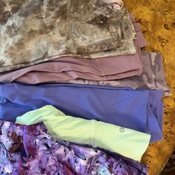 Lululemon Align Leggings  + 1 pair of cropped studio pant and pale pink – Size 4 –