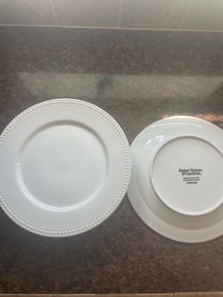 Dinner plates