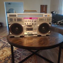 Boombox Ghetto Blaster Onion100