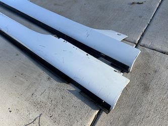 06 Bentley Side Side Skirts