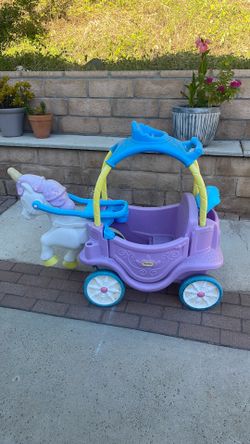 Kids horse buggy
