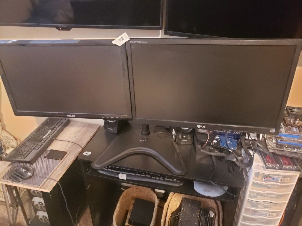 Triple Monitor Mount+ 2 20 inch Screens 