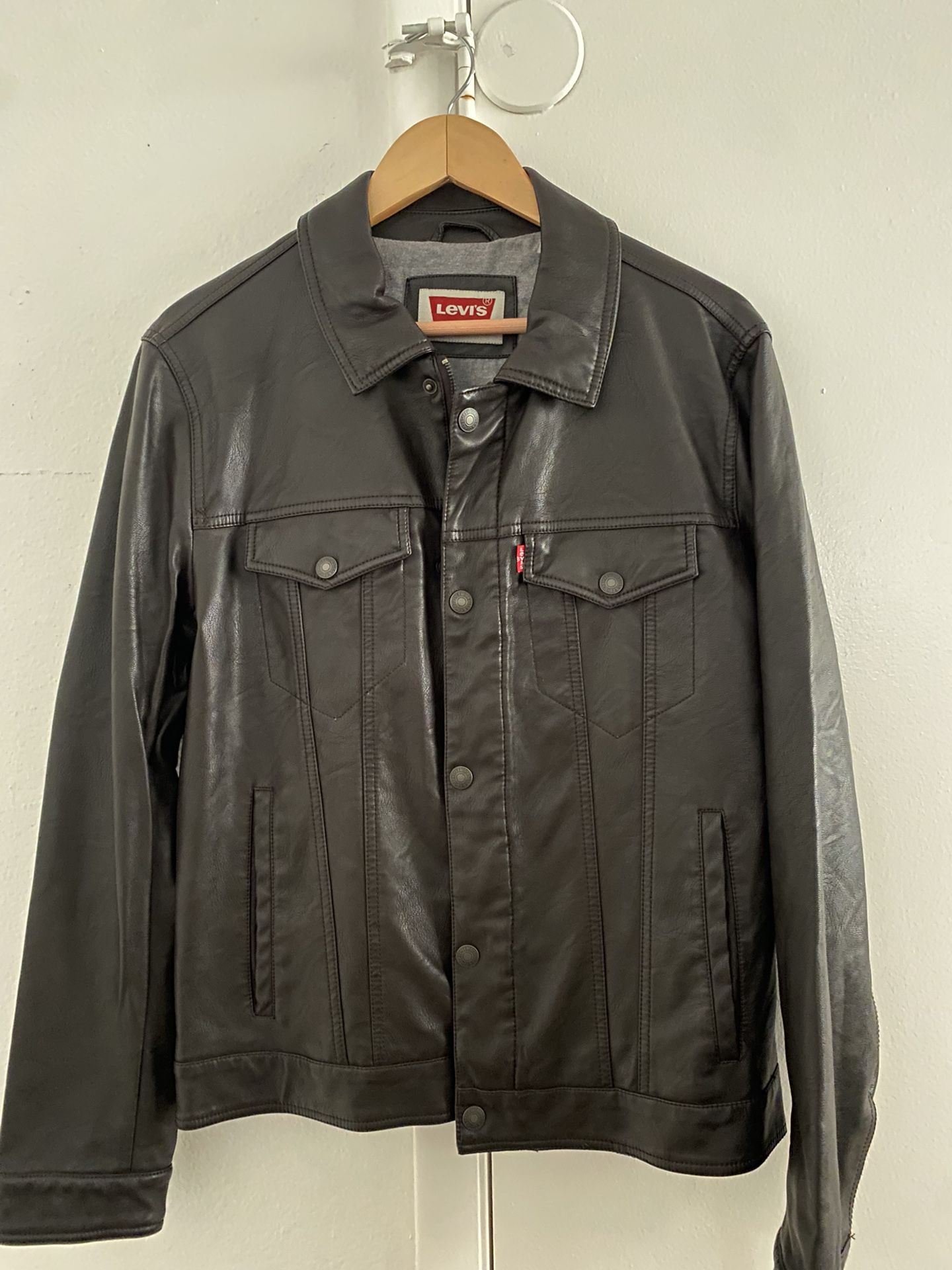 Vintage Levi’s Leather Jacket (small)