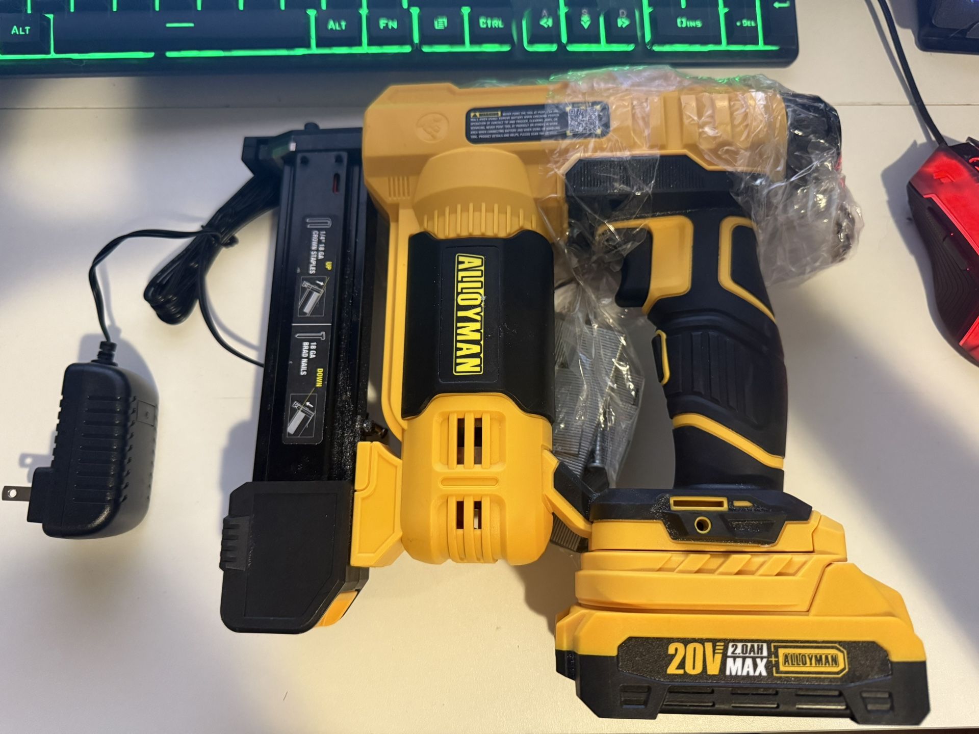 Alloyman Staple Gun