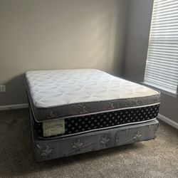 Queen Mattress Come With Free Box Spring - Free Delivery 🚚 Today 