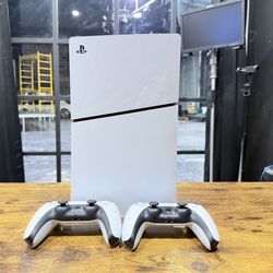 PS5 New + 2 Controllers 