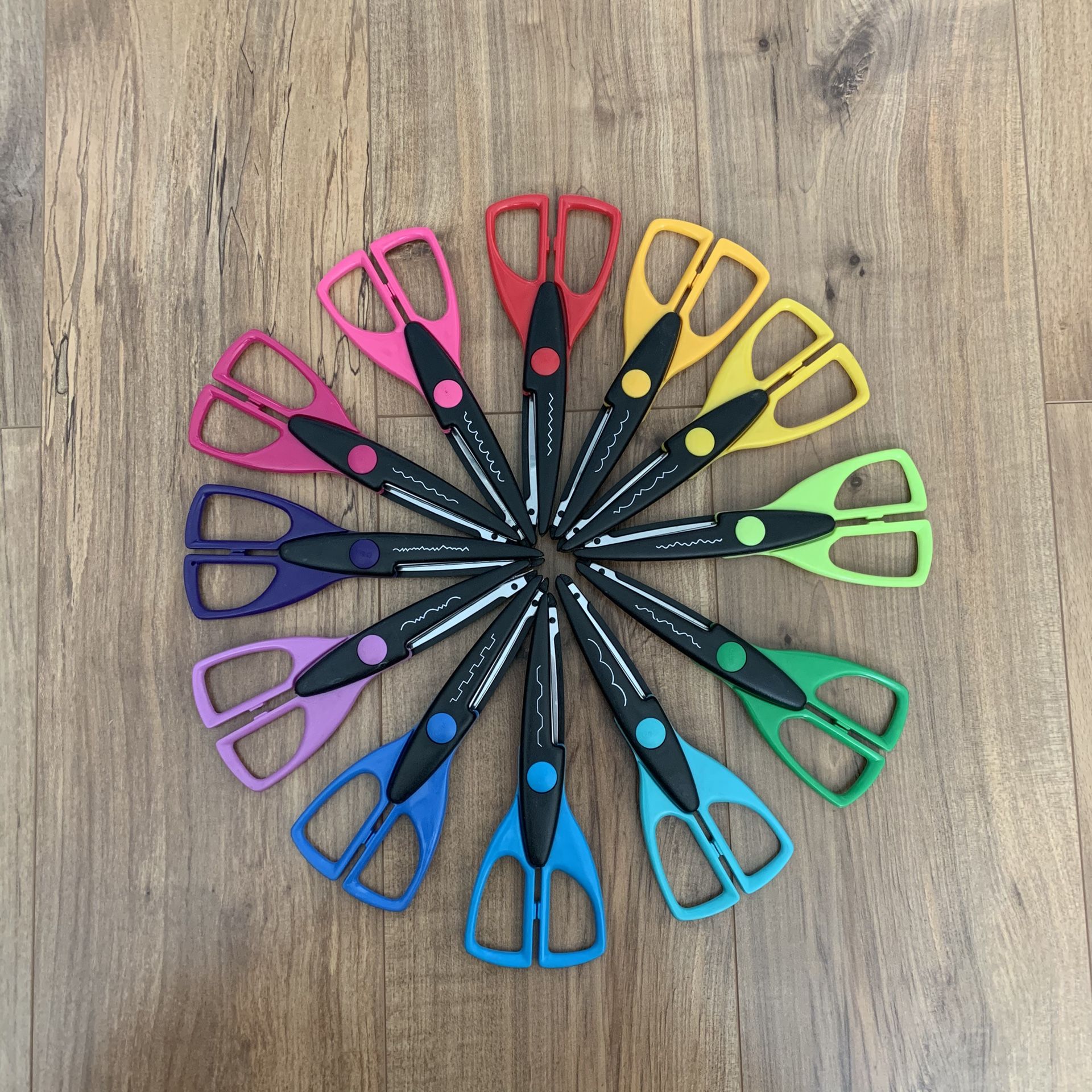 Decorative Scissors (12 pc set)