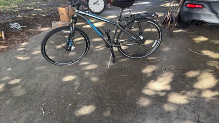 Trek bike