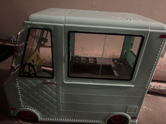 American girl ice cream truck free!
