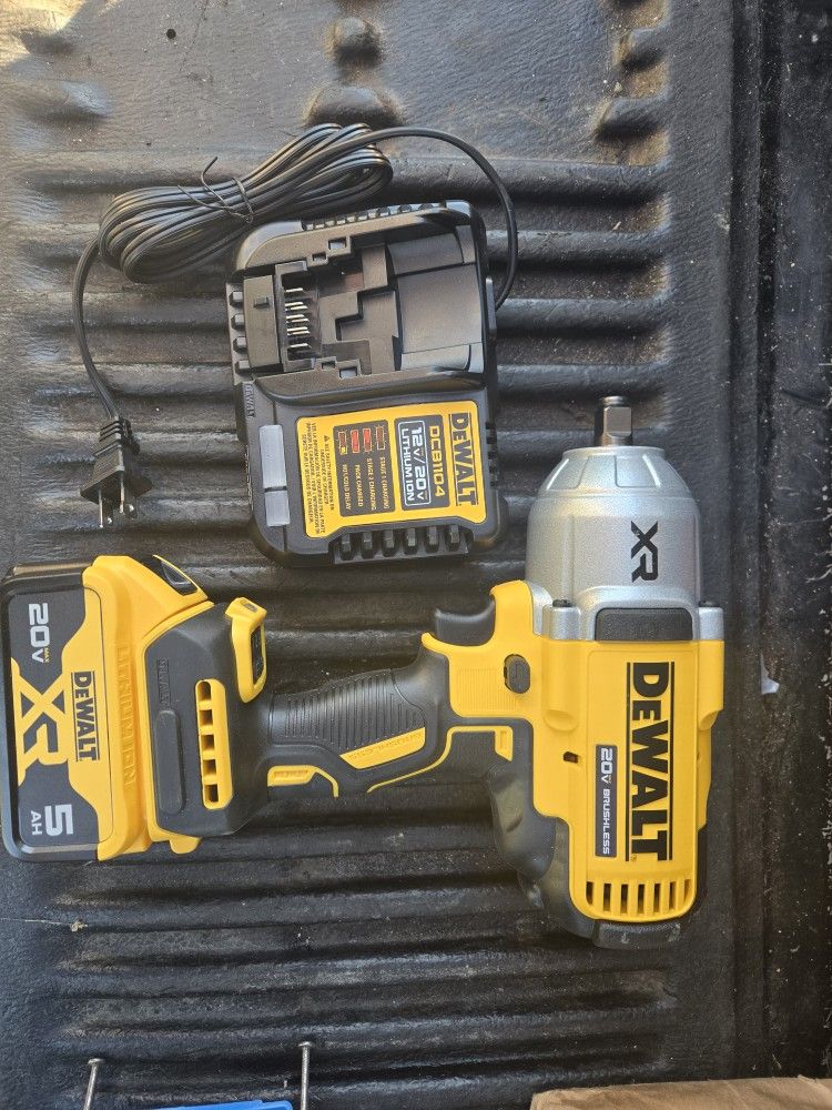 Dewalt 1/2" Impact Wrench