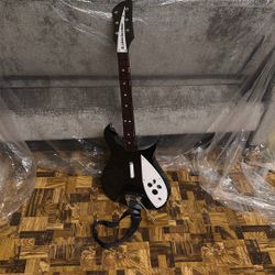 The Beatles: Rock Band wireless Rickenbacker 325 guitar controller