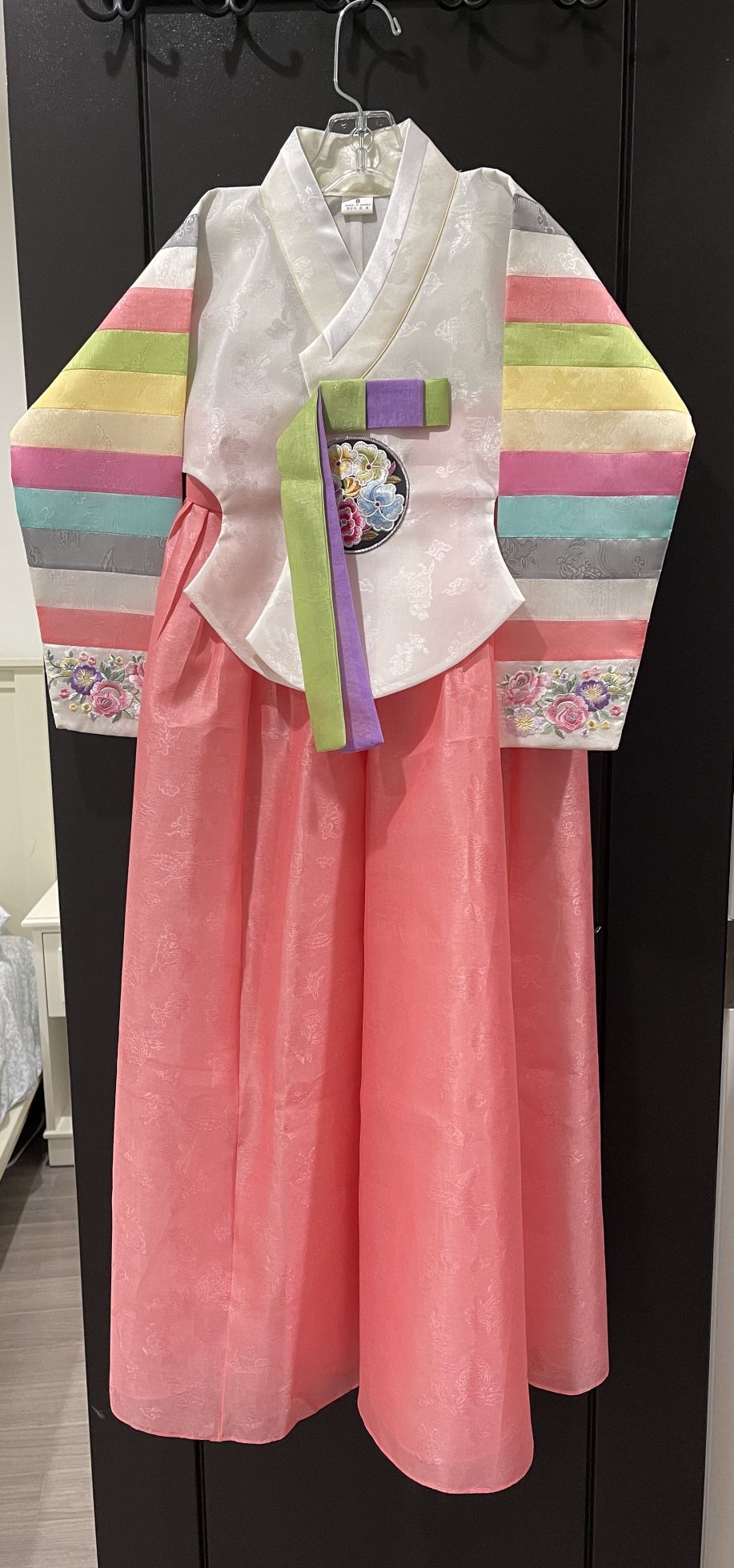 Traditional Korean Hanbok Girls 8