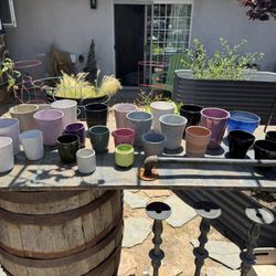 Lot Of Ceramic pots 