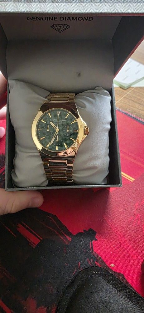 Geoffrey Beene Watch