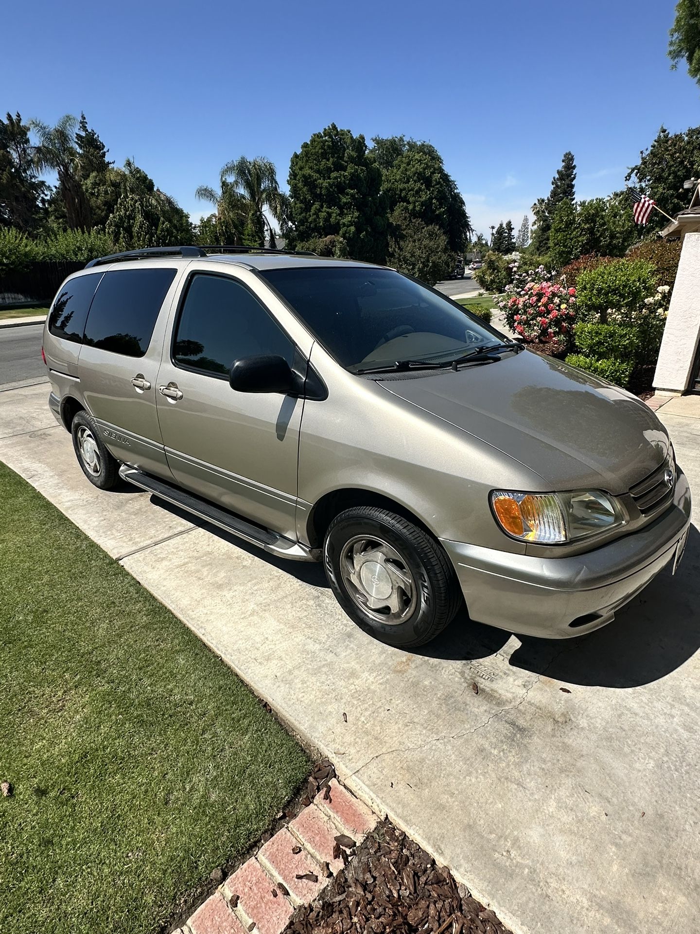 2003 Toyota Sienna