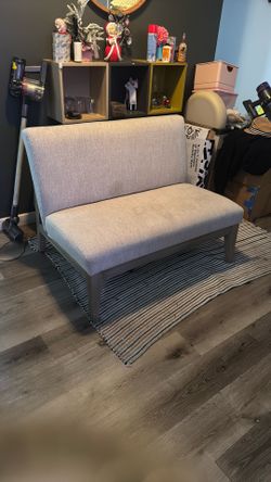 Front Of Bed Bench, Love Seat, Small Couch