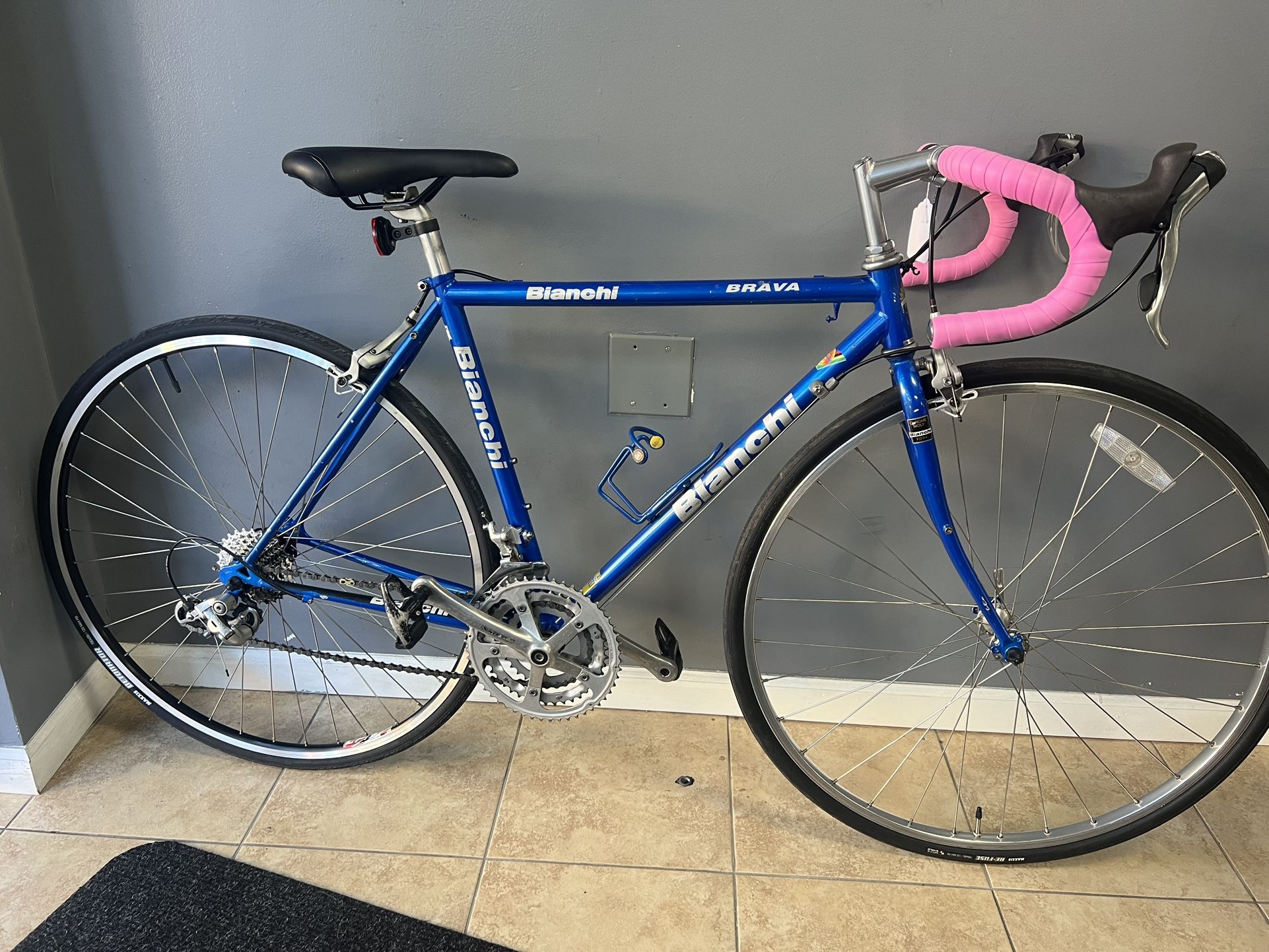 Bianchi Brava Road Racing Triathlon Bike Fully Rebuilt Excellent Condition 54cm 700C Shimano Sora