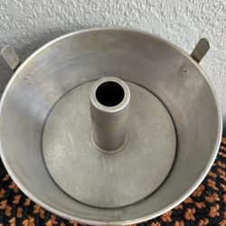 Vtg.comet Angel Food Tube Cake Pan