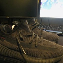 Yezzy 350 v2 Black