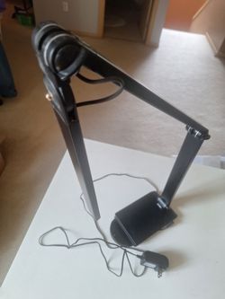 Table lamp