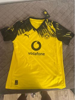 Borussia Dortmund 2025/26 Home Jersey Puma  Men’s Medium NWT Authentic