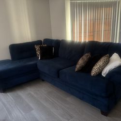 BLUE SECTIONAL FOR SALE!!! 