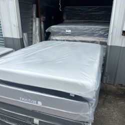 Queen Size Mattress And Box Spring 