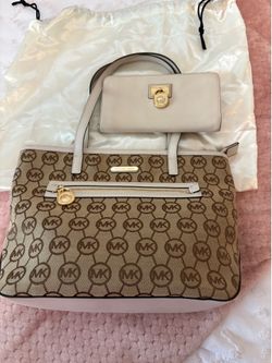 Beautiful Michael Kors Purse and Wallet Set.  $60.00