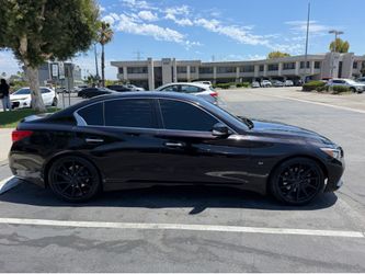 2015 Infiniti Q50