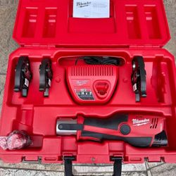 Milwaukee M12