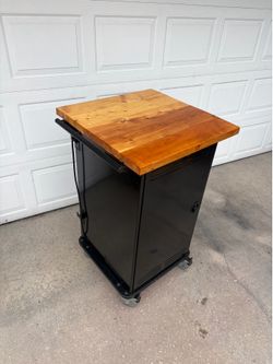 Toolbox workbench storage