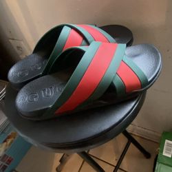 Gucci Slides 45/8.5