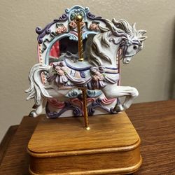 Carousel Horse Music Box For Vintage Dresser Mantel Vanity Decor.