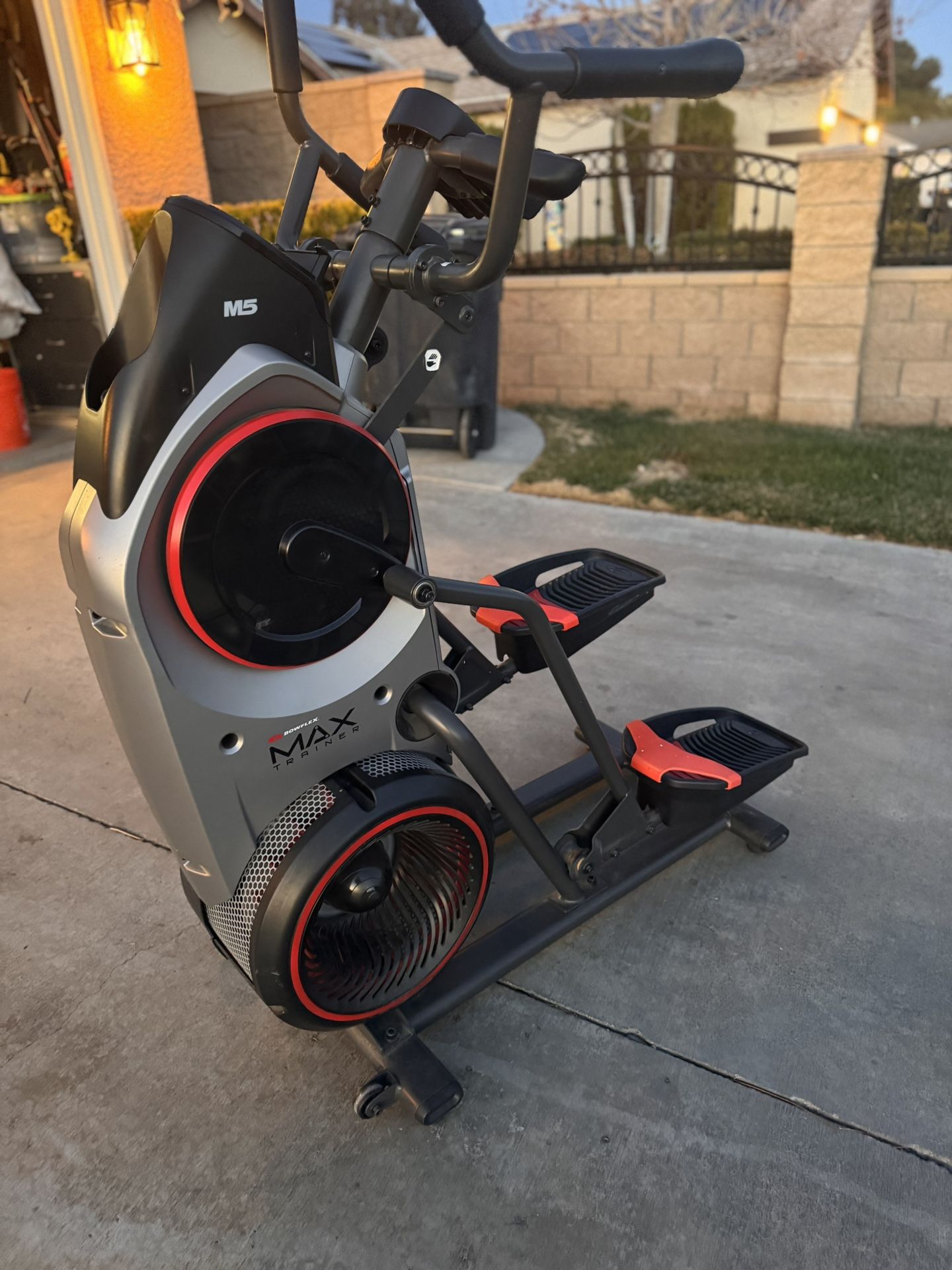 Bowflex Max Trainer - M5