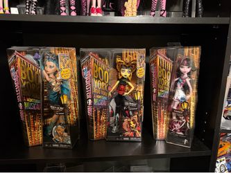 Monster high dolls