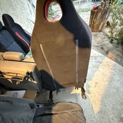 Ep3 seats for 92-95 honda civic