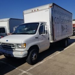 1997 E350 7.3L turbo box truck  15ft 