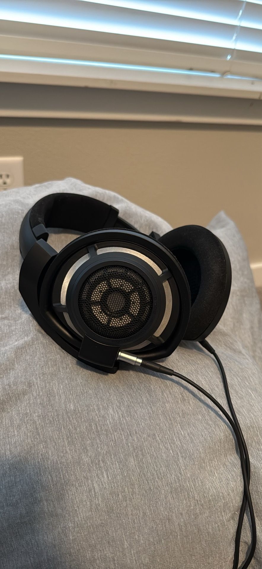 Sennheiser X Massdrop HD8XX Headphone