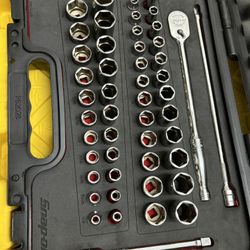 Snap-On 51 Pc 3/8 Drive Six Point Socket Set