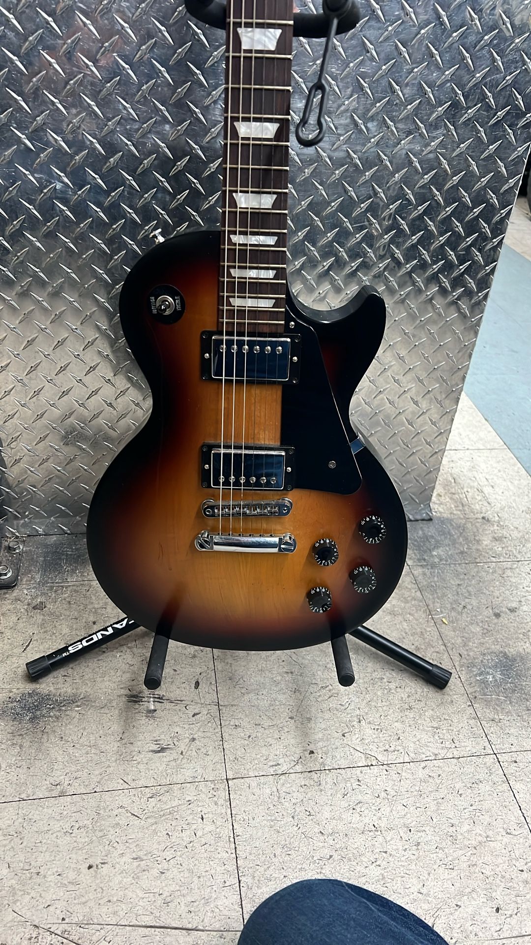 Gibson Les Paul Studio Vintage Sunburst Electric Guitar w/ Soft Case