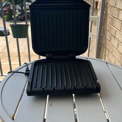 George Foreman Removable Plate Electric Indoor Grill 