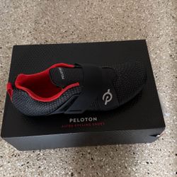 New Peloton Cycling Shoes Size 9.5