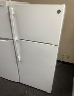 GE Top Freezer Fridge – White, clean interior, standard size