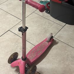 Micro Scooter Pink