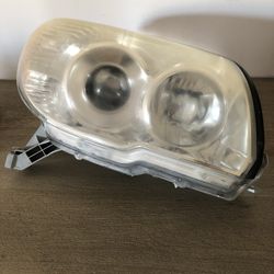 2006-2009 Toyota 4Runner Headlight Assembly (passenger Side)