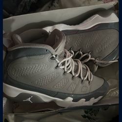 Air Jordan Retro 9 Cool Grey