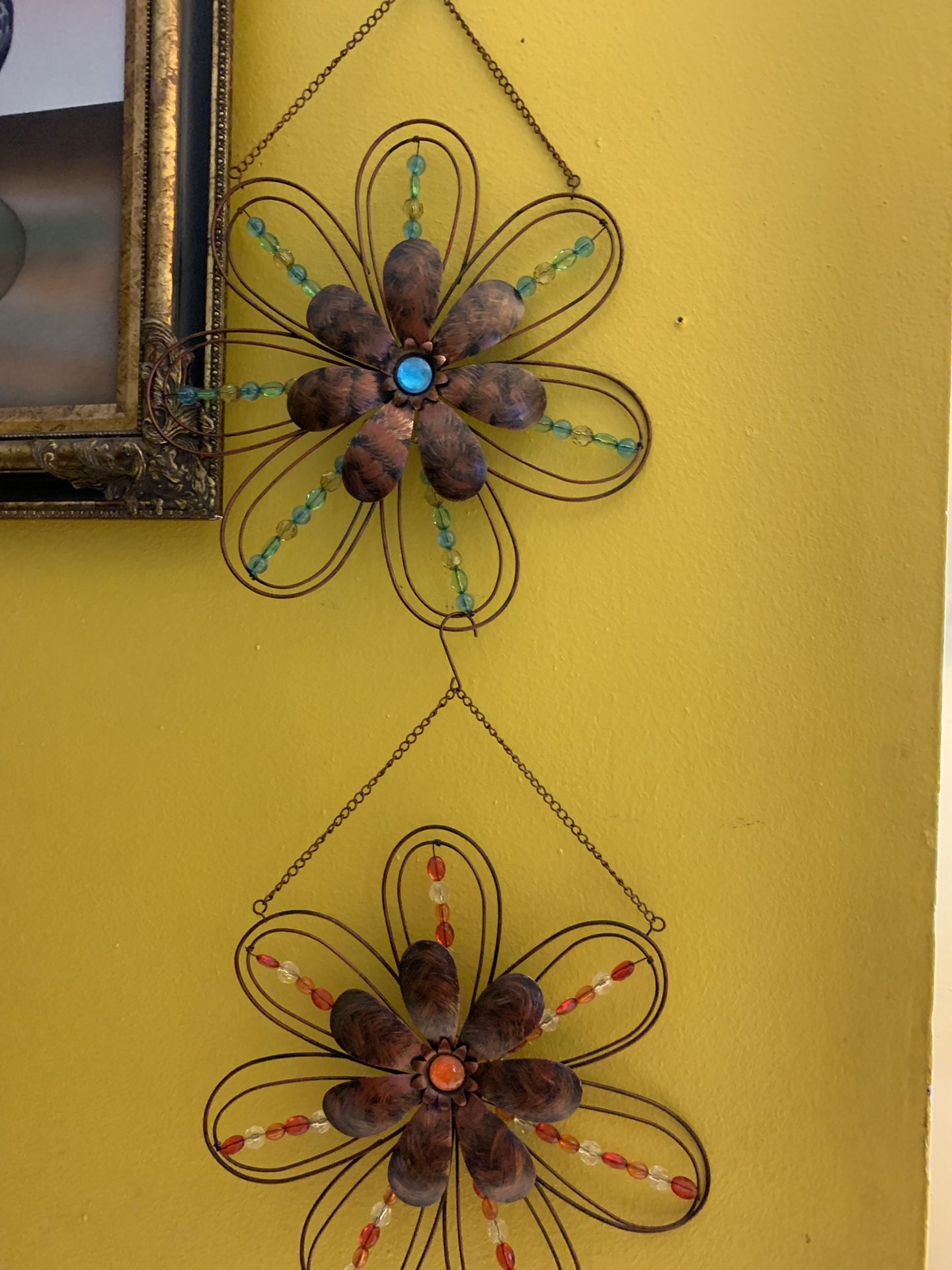 2beautiful hanging decorations for any room $10 for pair